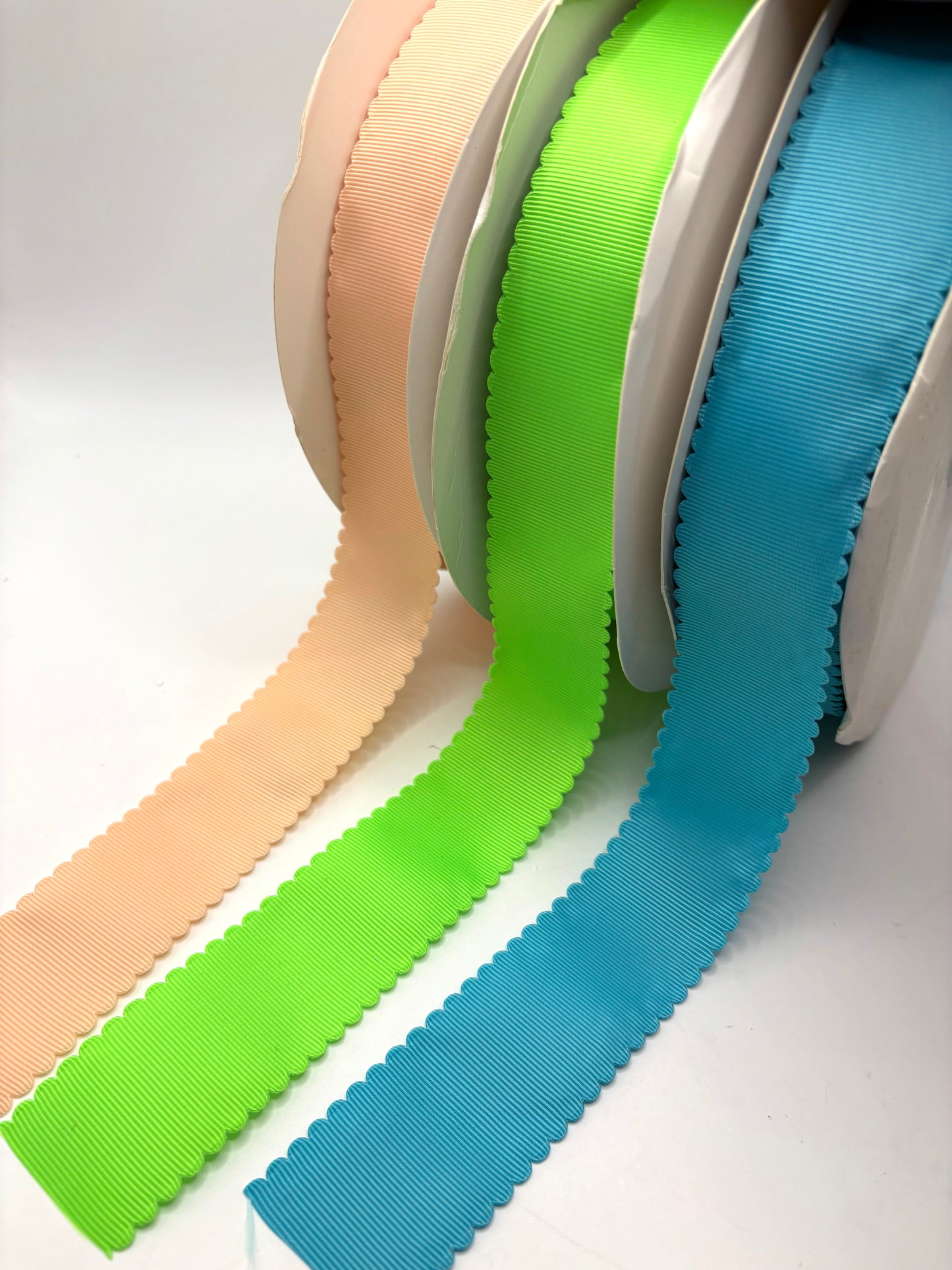 1.5” scallop grosgrain